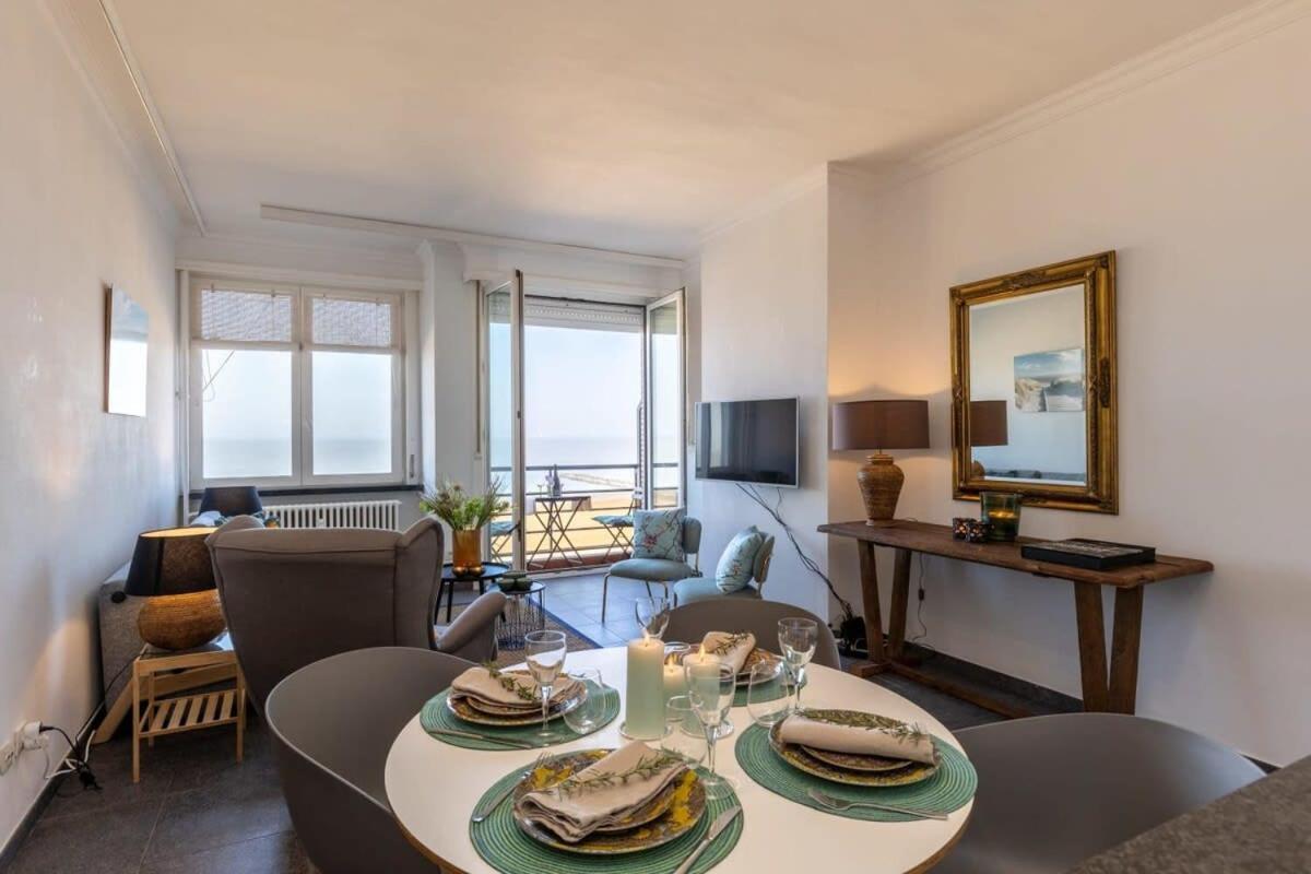 Huswell - Beautiful Spacious Studio With Frontal Sea View Knokke-Heist Exteriér fotografie
