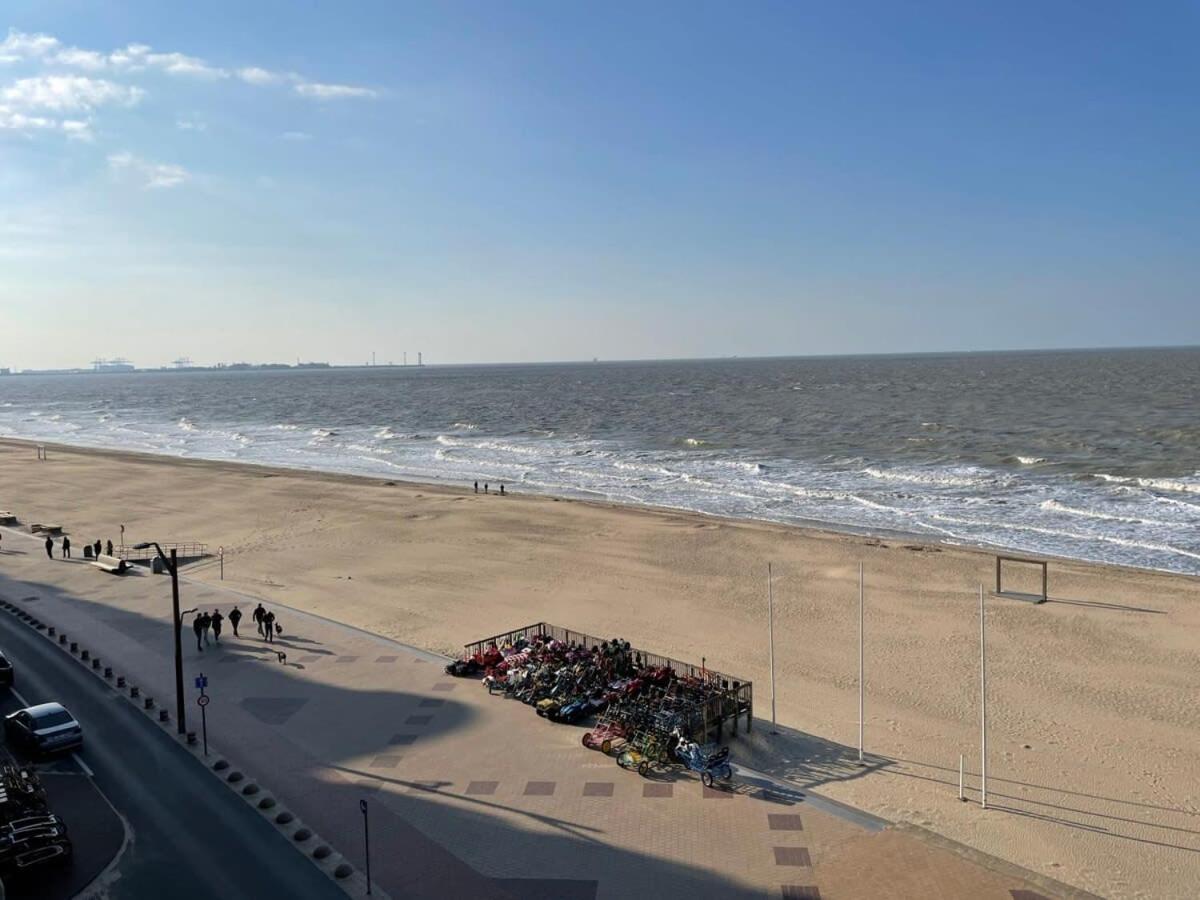 Huswell - Beautiful Spacious Studio With Frontal Sea View Knokke-Heist Exteriér fotografie