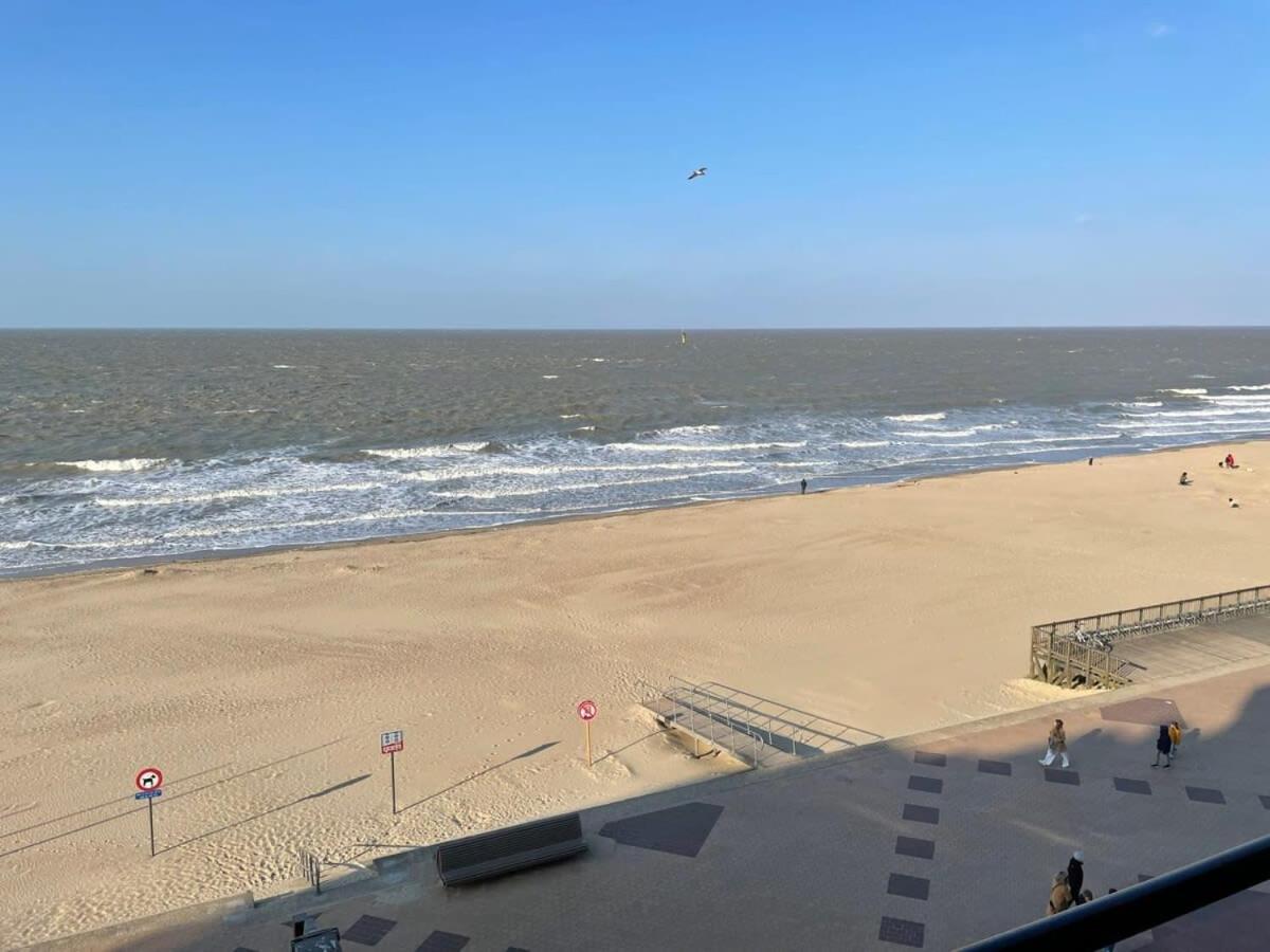 Huswell - Beautiful Spacious Studio With Frontal Sea View Knokke-Heist Exteriér fotografie
